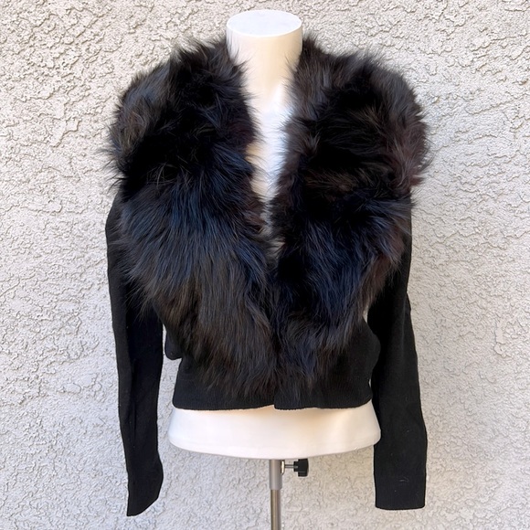 Vintage Sweaters - Vintage Real Fur Collar Black Knit Cardigan Sweater Cropped Women’s Outerwear
